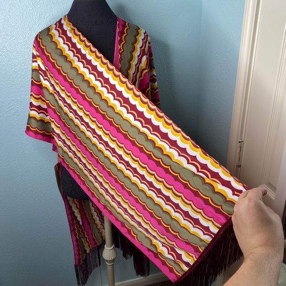 New Cato Retro Long Fringe Kimono - Picture 5 of 12